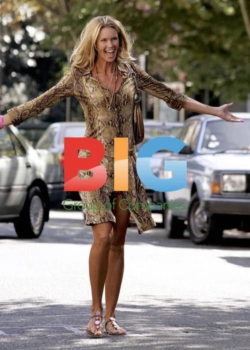 Elle Macpherson in Snakeskin Dress