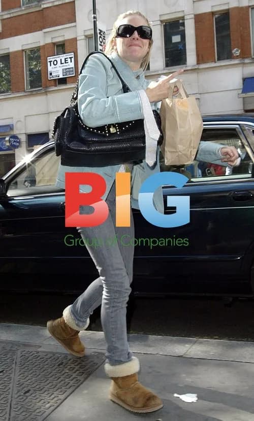Sienna Miller at London Theatre
