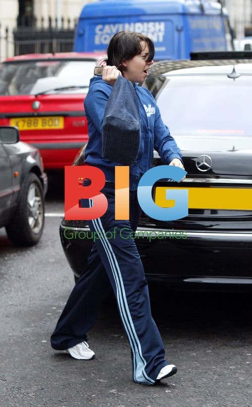 Singer Melanie C arriving at gynecologist