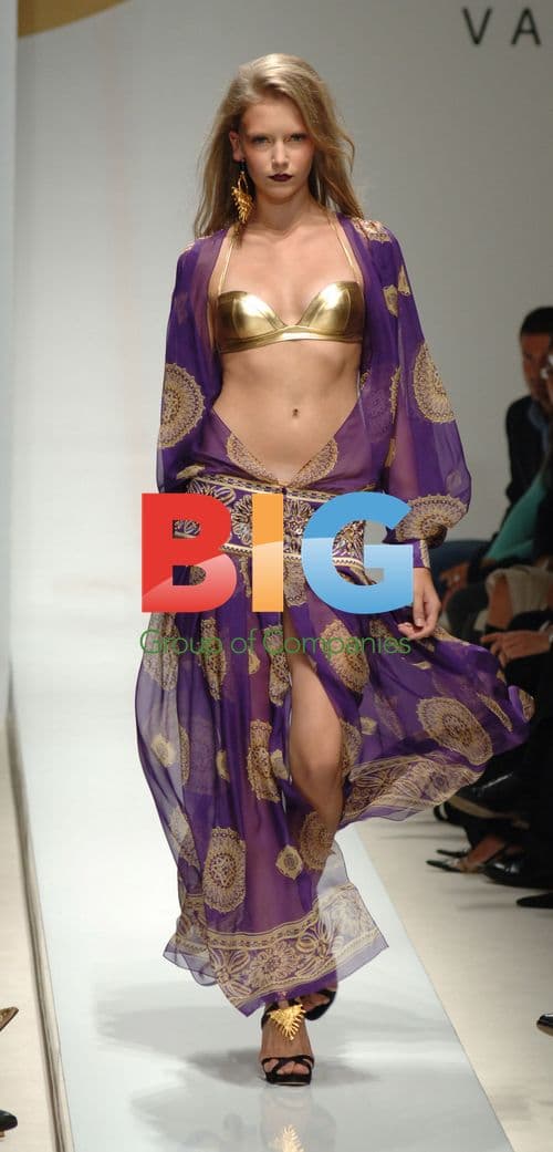 Valentin Yudashkin Spring/Summer Fashion Show