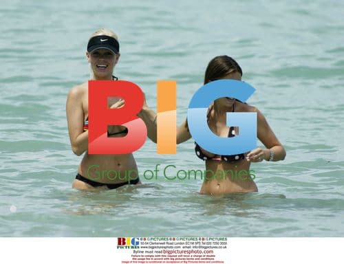 Glamour Girls Splash in Caribbean