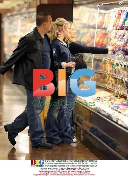 Jessica Simpson Grocery Shopping in Santa Fe