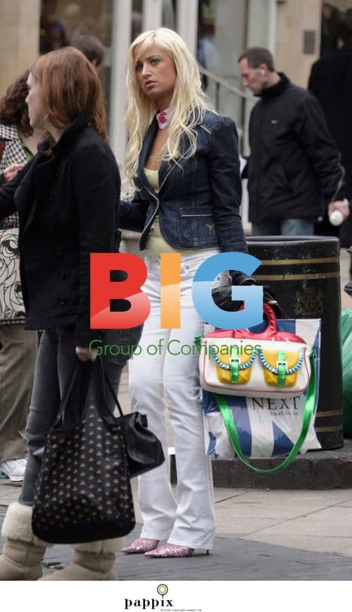 Chantelle Houghton Arrives in London