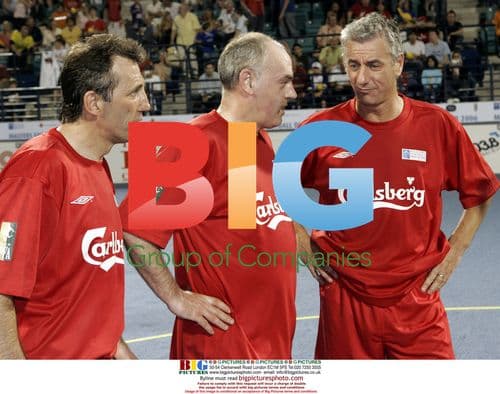 Football Legends Compete in Dubai Masters Cup