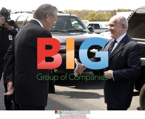 Rumsfeld and Reid meet at Pentagon