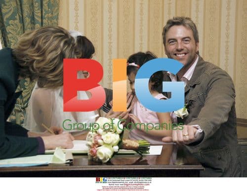 TV journalist Donal McIntyre weds girlfriend Amira