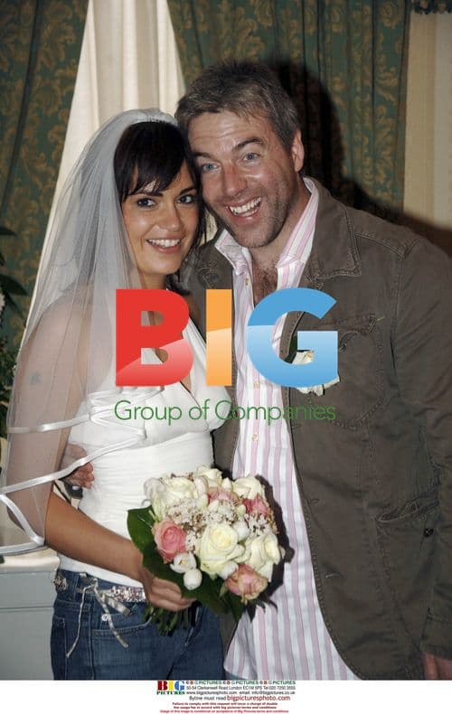 TV Reporter Donal McIntyre Weds Amira