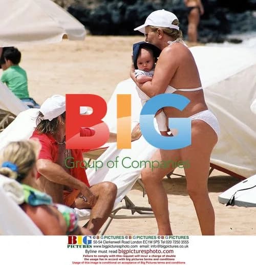 Rod Stewart and Penny Lancaster on Hawaii Holiday
