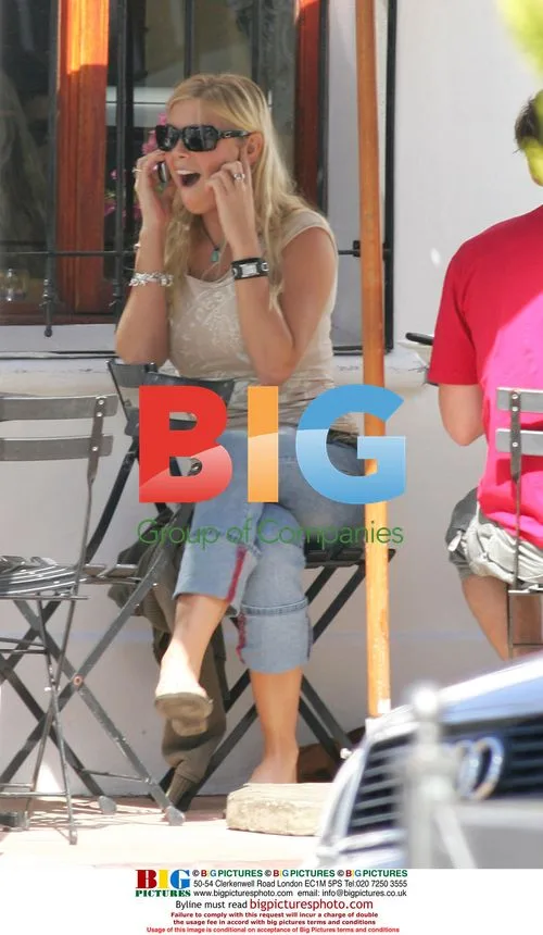 Chelsy Davy Lunches with Friends in South Africa