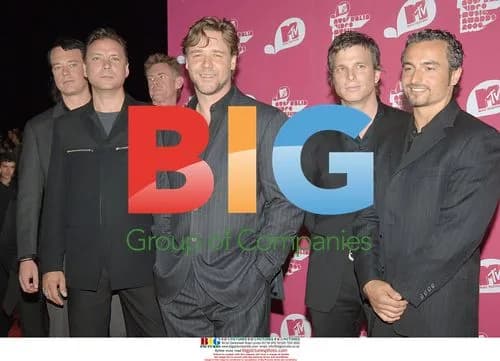 Russell Crowe & Band at MTV Australian Awards 2006