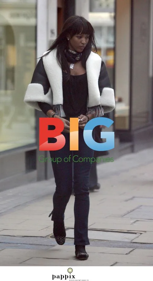 Naomi Campbell Out Shopping in London