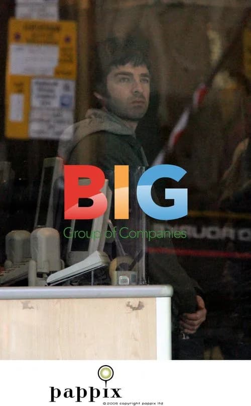 Noel Gallagher with Girlfriend