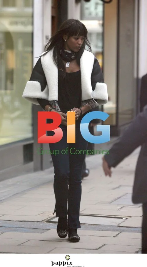 Naomi Campbell Out Shopping