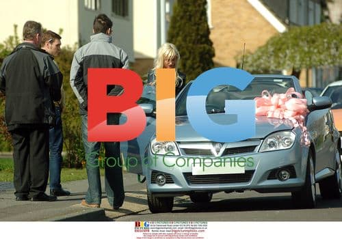 Chantelle Houghton Gets New Car