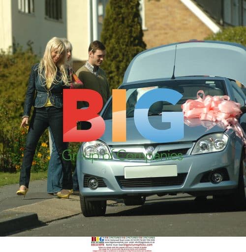 Chantelle Houghton Gets New Car Delivered