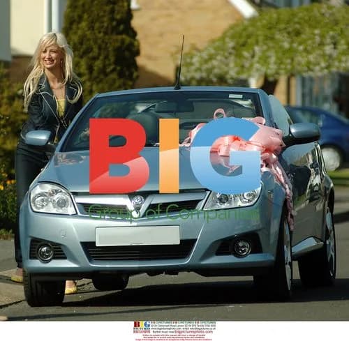 Chantelle Houghton Gets New Car Delivered