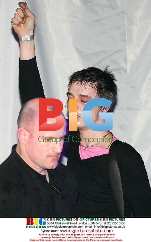 Pete Doherty and Babyshambles Play Gig