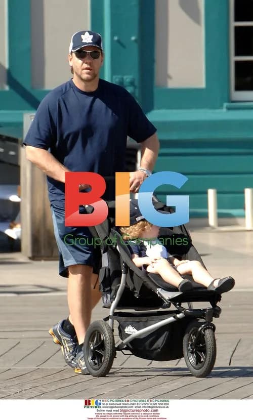 Russell Crowe and son Charlie in Sydney
