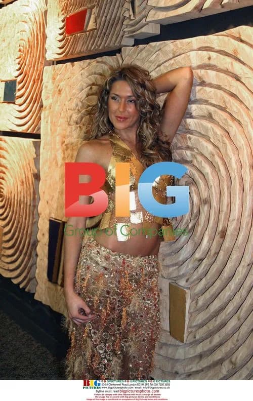 Cristiano Ronaldo's Girlfriend Presents Designer Dress