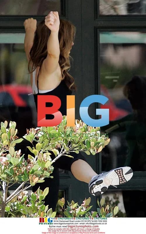 Kate Beckinsale Workout at Pro Gym