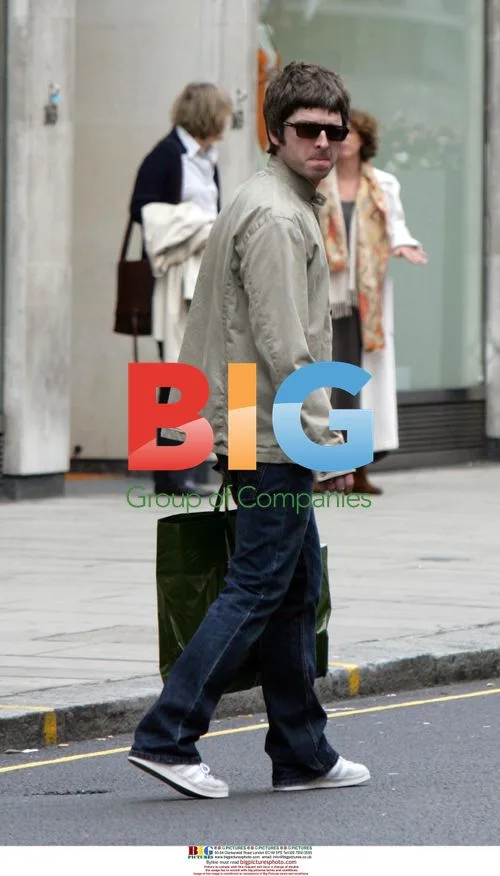 Noel Gallagher Shopping in London