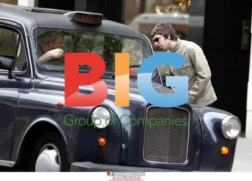 Noel Gallagher Out Shopping in London