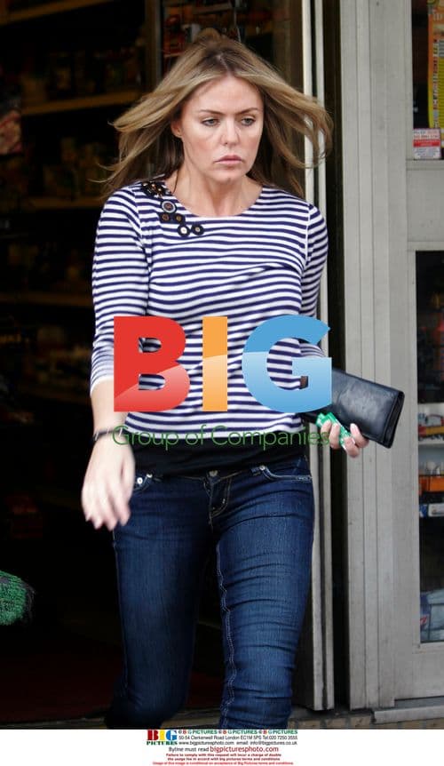 Patsy Kensit Shops in Tight Jeans