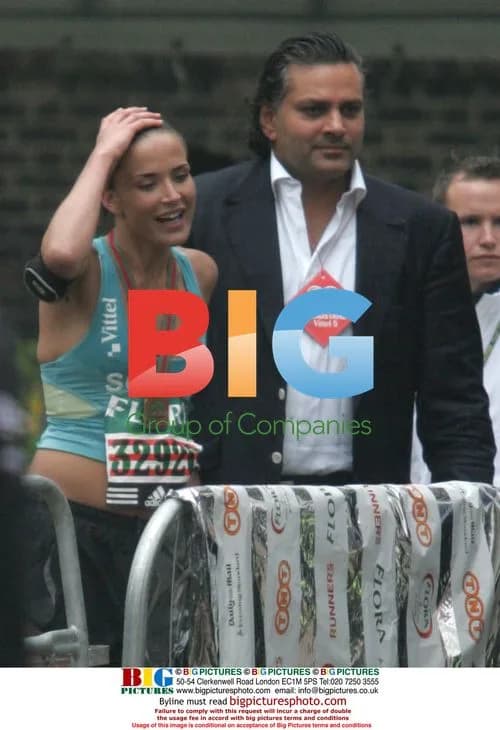 Supermodel Sophie Anderton crosses Flora London Marathon finish line
