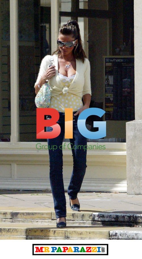 Katie Price Shopping in Brighton