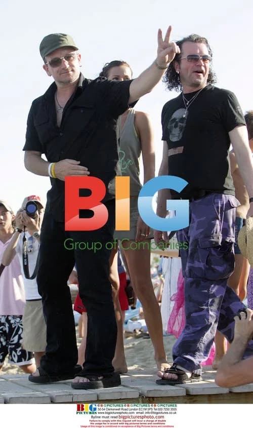 Bono in Saint-Tropez with friends