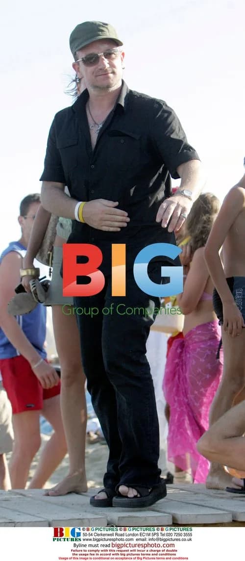 Bono in Saint-Tropez with friends