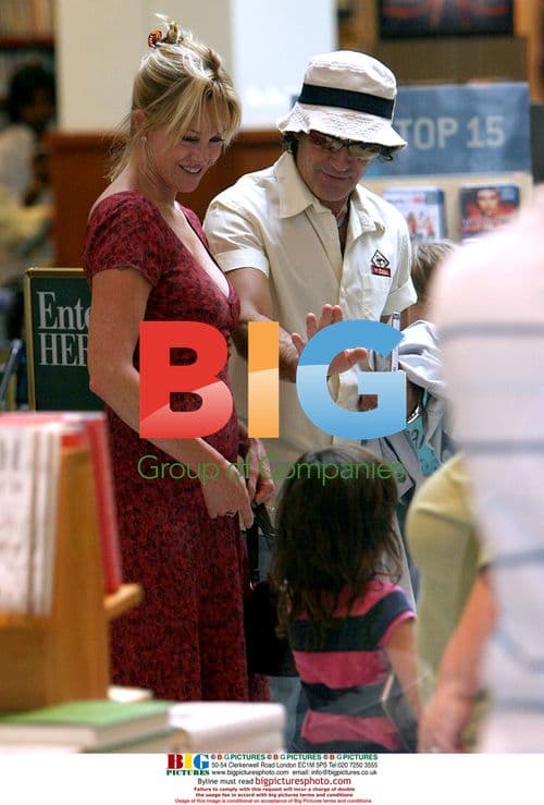 Antonio Banderas and Melanie Griffith with daughter Stella