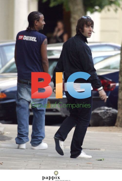 Liam Gallagher Leaves Recording Studio