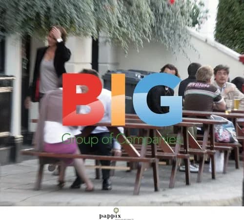 Gavin Rossdale in Intense London Pub Meeting