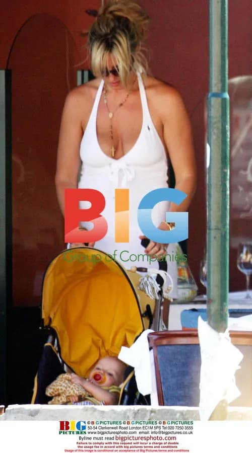 Rod Stewart and Family Lunch in Portofino