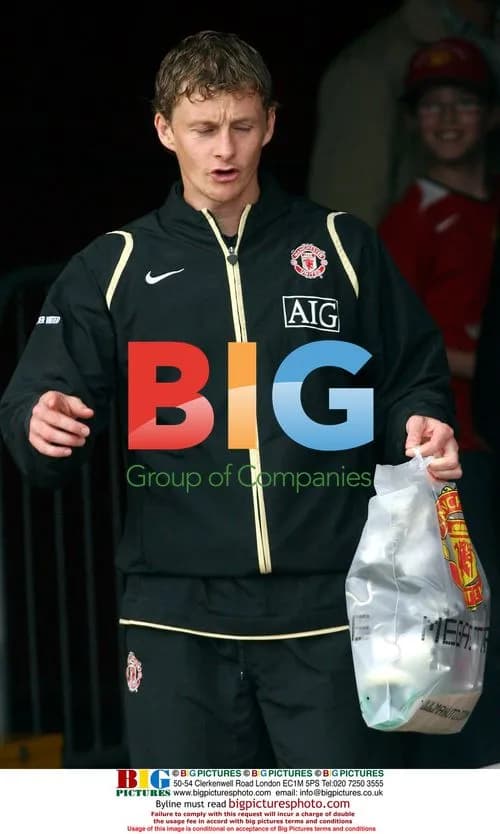 Ole Gunnar Solskjaer Leaves Old Trafford