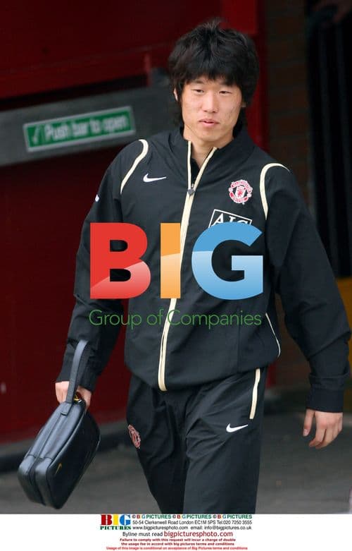 Ji Sung Park leaves Old Trafford after friendly