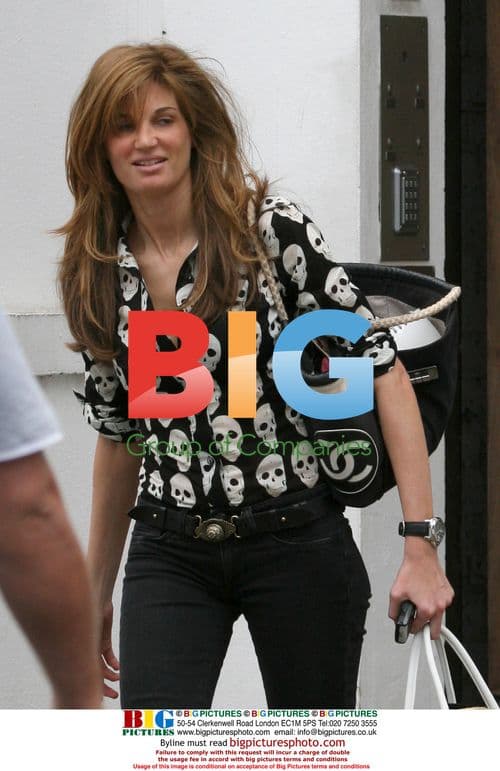 Hugh Grant and Jemima Khan leave London home