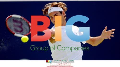 Roger Federer Defeats Richard Gasquet in Rogers Cup Final