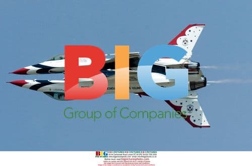 Thunderbirds Perform Reflection Pass