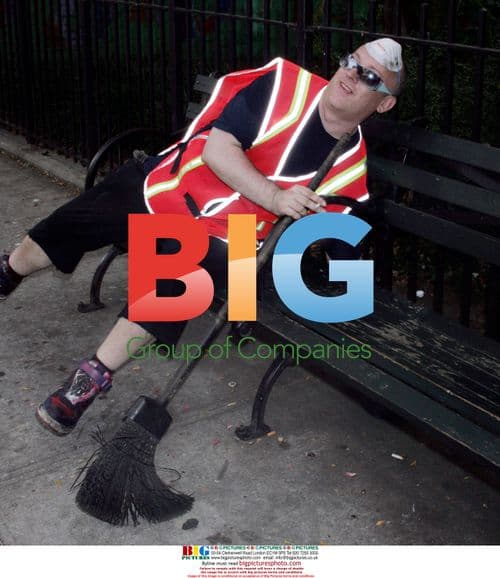BOY GEORGE completes community service