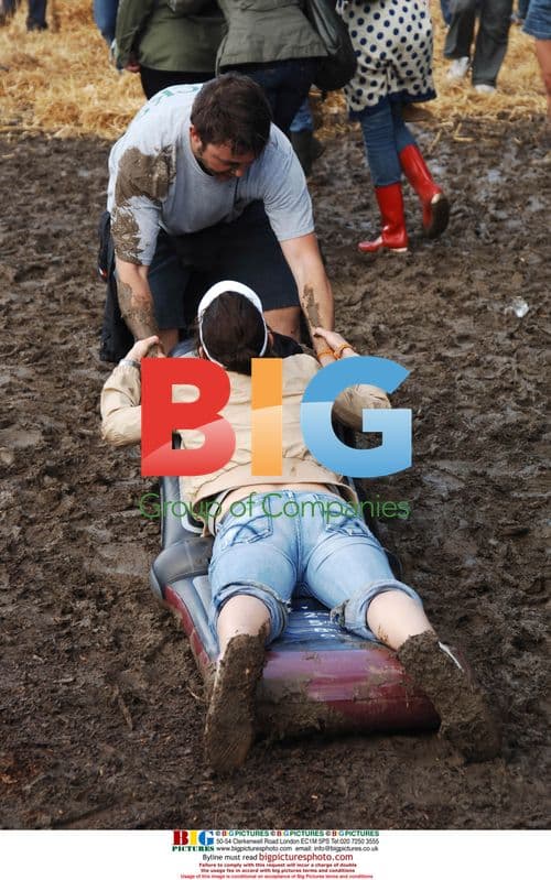 Atmosphere at the V Festival 2006