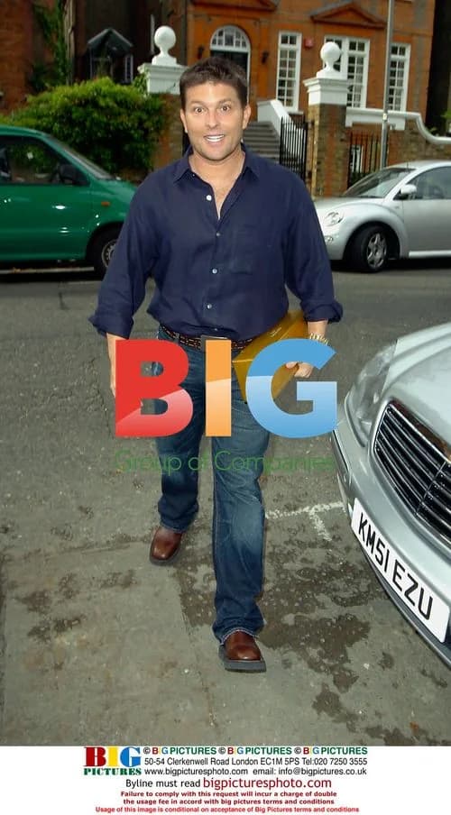 Guests Arrive at David Walliams' Birthday Party