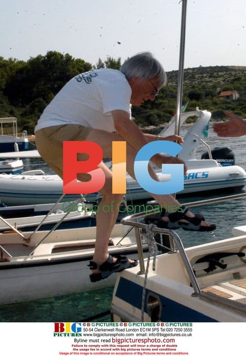 Bernie Ecclestone Dining with Family