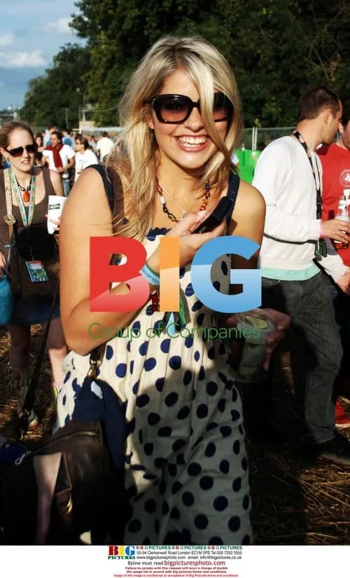 Holly Willoughby at V Festival 2006