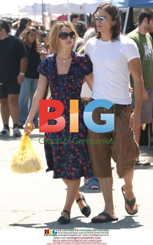 Keira Knightley shops with boyfriend at flea market