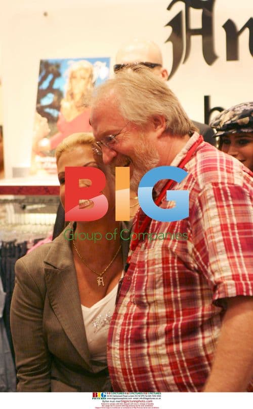 Anastacia Presents Collection in Cologne