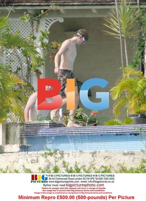 Tony Blair family relaxing in Barbados