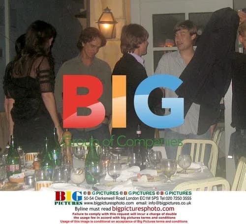 Tom Cruise and Katie Holmes Have Dinner Meeting