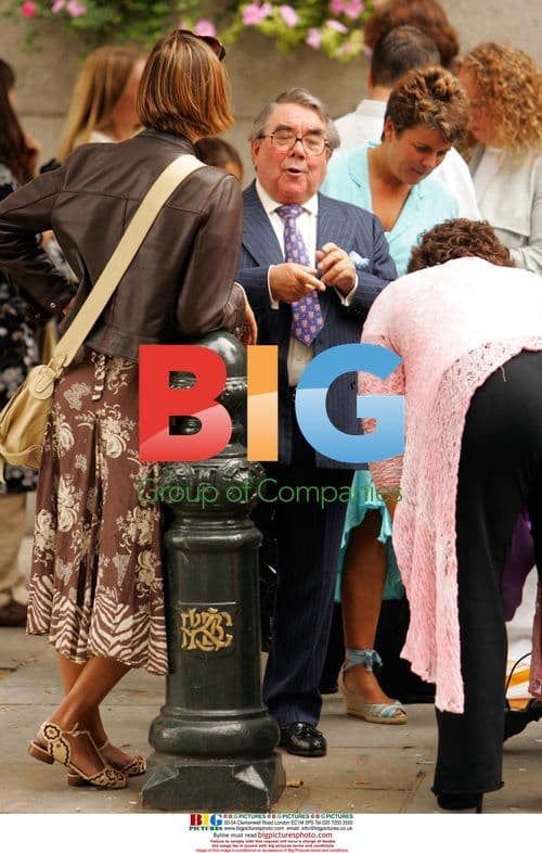 Ronnie Ciorbet at Wedding in London